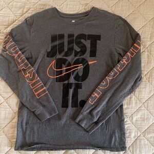 Nike Heather Gray Athletic Just Do It Long Sleeve Tee Medium